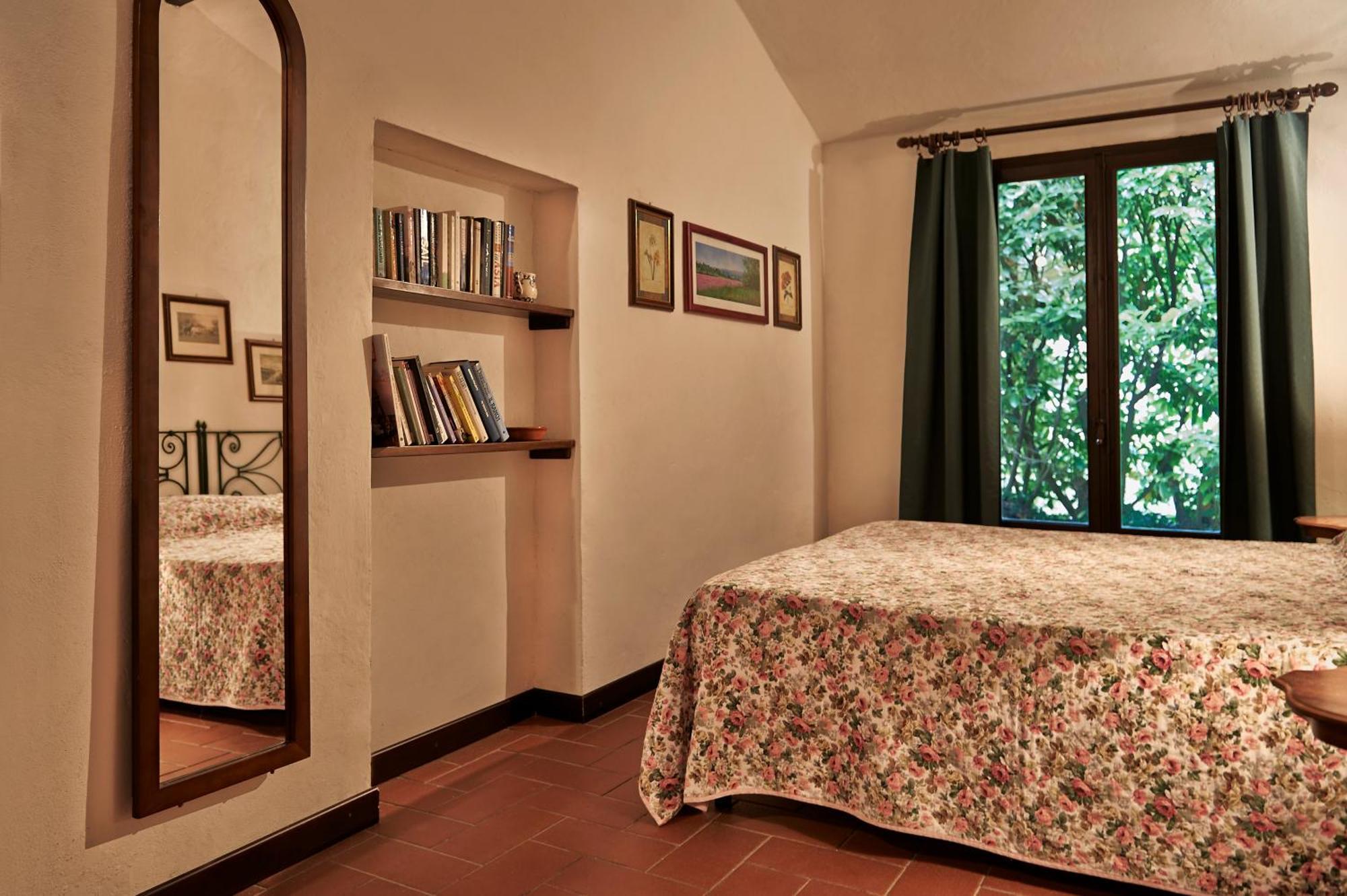 Colle Val D'Elsa - Agriturismo Bardeggiano Pokój zdjęcie